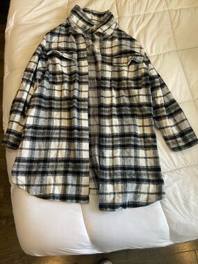 MELLODAY Black & Cream Plaid Shacket